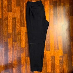 Like new heathered black XL Lululemon sweatpants.